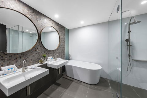 Vibe Hotel Canberra - Grafton Accommodation 5