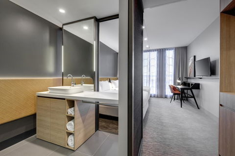 Vibe Hotel Canberra - Grafton Accommodation 39