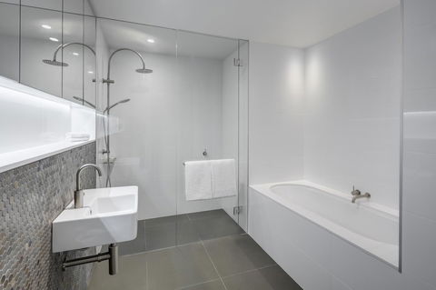 Vibe Hotel Canberra - Grafton Accommodation 32