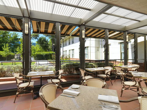 Hotel Kurrajong Canberra - Grafton Accommodation 24