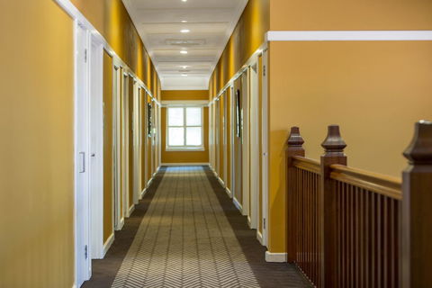 Hotel Kurrajong Canberra - Grafton Accommodation 16