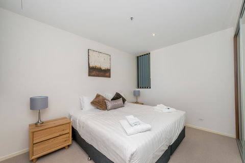 Manhattan 303 Canberra City ACT - Grafton Accommodation 1
