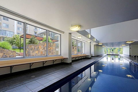 Spacious 1BR Stylish New Acton Apartment +Parking - Grafton Accommodation 25