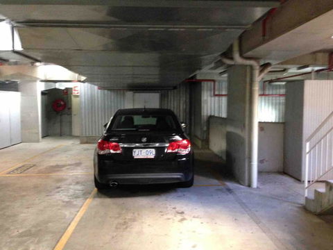 Spacious 1BR Stylish New Acton Apartment +Parking - Grafton Accommodation 10