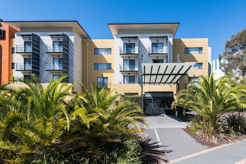 The Woden Hotel - Grafton Accommodation 4