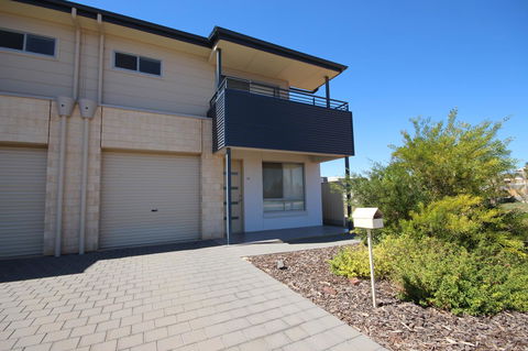 Wallaroo Marina Apartments - Grafton Accommodation 32