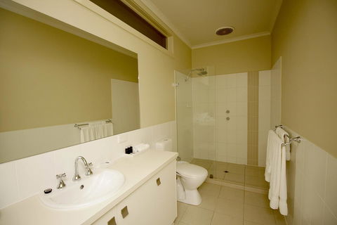 Wallaroo Marina Apartments - Grafton Accommodation 12