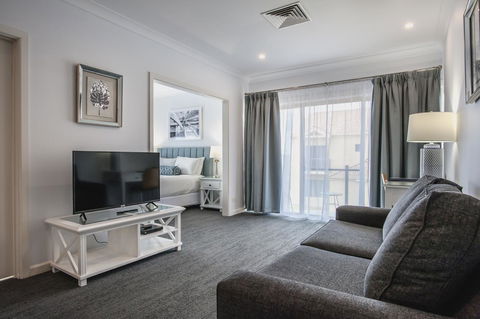 Marina Hotel - Grafton Accommodation 9