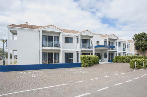 Marina Hotel - Grafton Accommodation 19