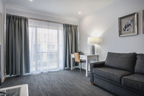 Marina Hotel - Grafton Accommodation 3