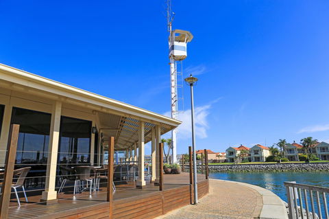 Marina Hotel - Grafton Accommodation 36