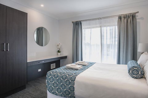 Marina Hotel - Grafton Accommodation 4
