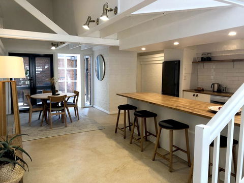The Loft - Beautiful Central Barossa Apartment - Grafton Accommodation 4