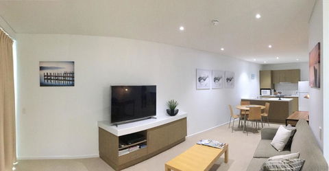 Wallaroo Marina Waterfront Luxe Apartment - Grafton Accommodation 7