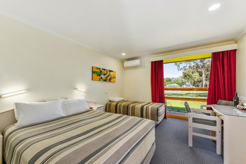 William Macintosh Motor Lodge - Grafton Accommodation 14