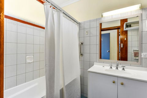 William Macintosh Motor Lodge - Grafton Accommodation 22