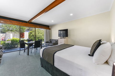 William Macintosh Motor Lodge - Grafton Accommodation 31