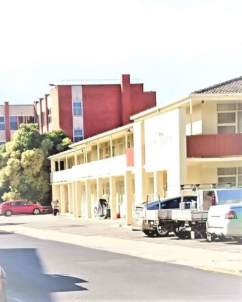 Hi 5 Glenelg Studio Apartment - Grafton Accommodation 17