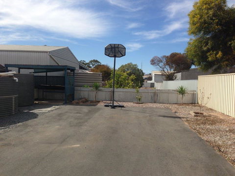 Sail & Anchor - Grafton Accommodation 5