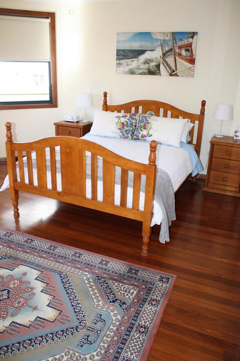 Serenity On Narrabeen Beach - 1Bdr Beachside Retreat - Grafton Accommodation 4