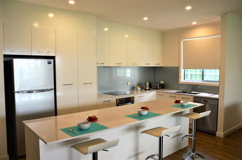 Eastern Breeze - Grafton Accommodation 0