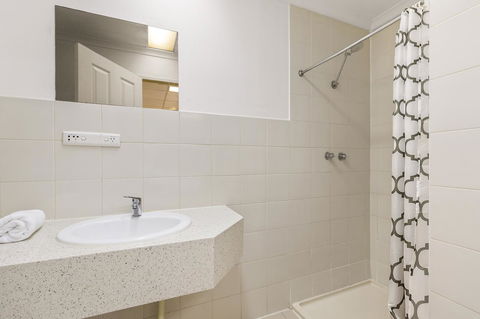 Cosmo On Bank - Grafton Accommodation 13