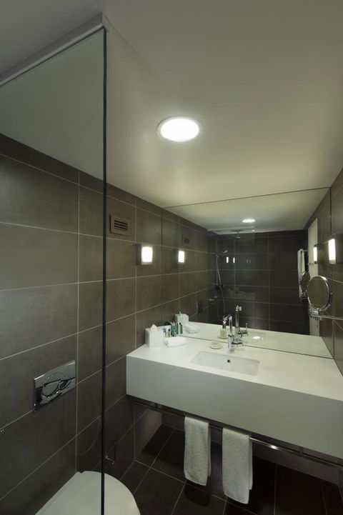 Hilton Adelaide - Grafton Accommodation 15