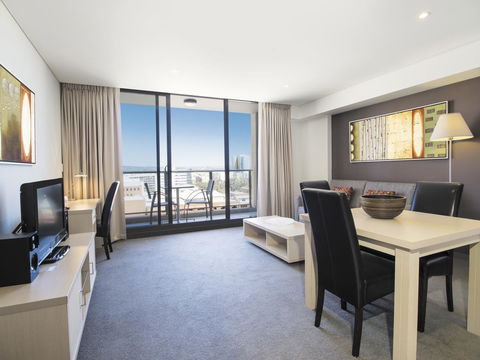 Oaks Adelaide Horizons Suites - Grafton Accommodation 3