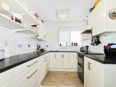 Monaco Court Apartment Adelaide - Grafton Accommodation 2