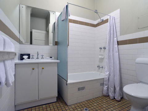 Mansions On Pulteney - Grafton Accommodation 8