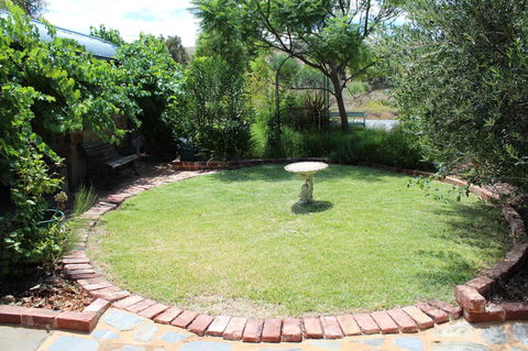 Hillside Cottage - Grafton Accommodation 9