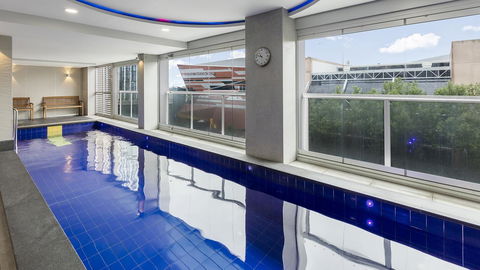 Oaks Adelaide Embassy Suites - Grafton Accommodation 7