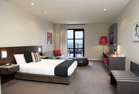 Mantra Hindmarsh Square - Grafton Accommodation 11