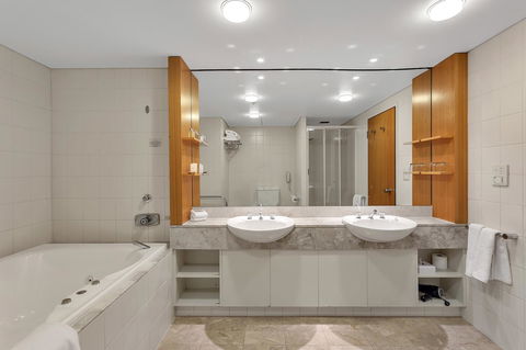 Stamford Plaza Adelaide - Grafton Accommodation 20