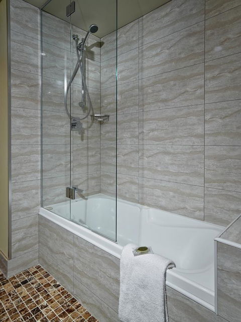 Stamford Grand Adelaide - Grafton Accommodation 13
