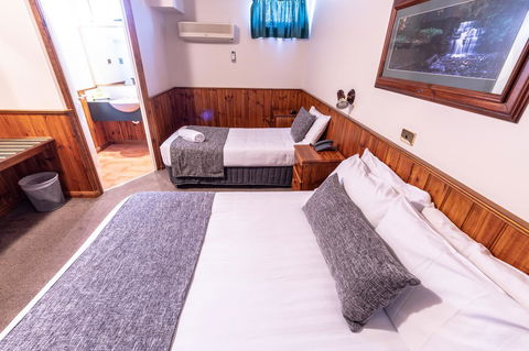 Astor Inn - Grafton Accommodation 9
