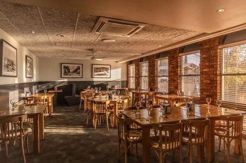 Astor Inn - Grafton Accommodation 24