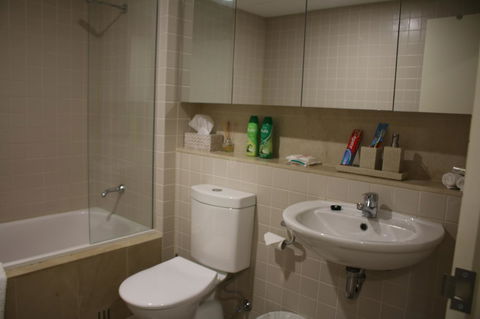 Beachside Luxury Getaway In Glenelg - Grafton Accommodation 11