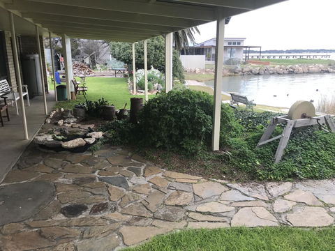 Hydeaway Bay - Own Private Bay + Kayaks - Grafton Accommodation 15