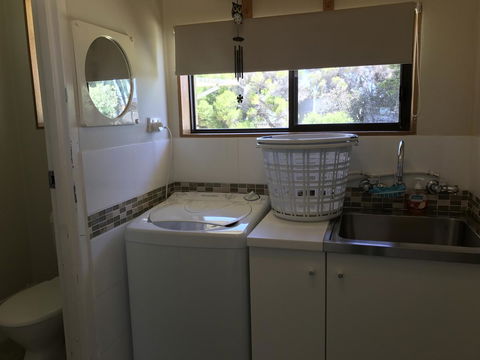 Hydeaway Bay - Own Private Bay + Kayaks - Grafton Accommodation 14