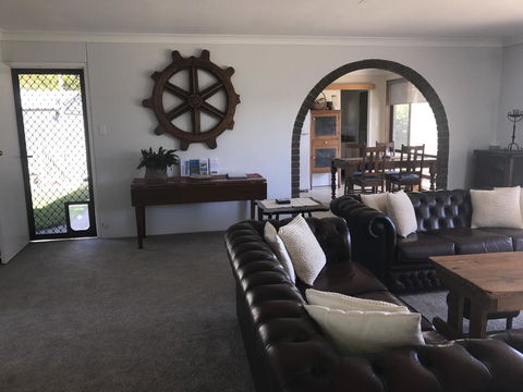 Hydeaway Bay - Own Private Bay + Kayaks - Grafton Accommodation 6