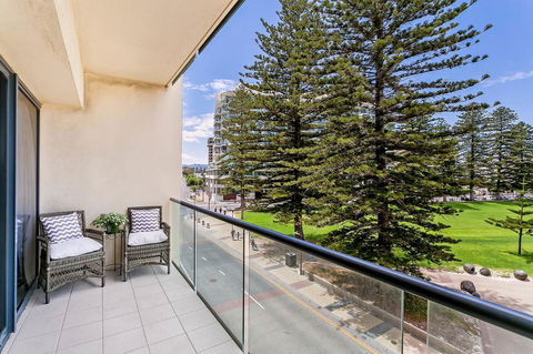 Heart Of Glenelg BnB - Grafton Accommodation 12
