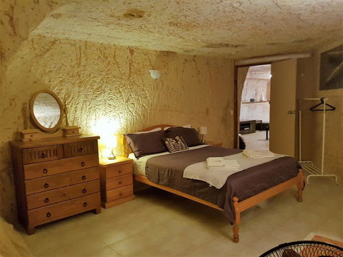 Underground Gem - Grafton Accommodation 4
