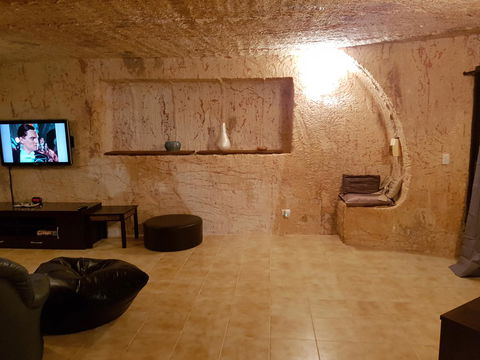 Underground Gem - Grafton Accommodation 7