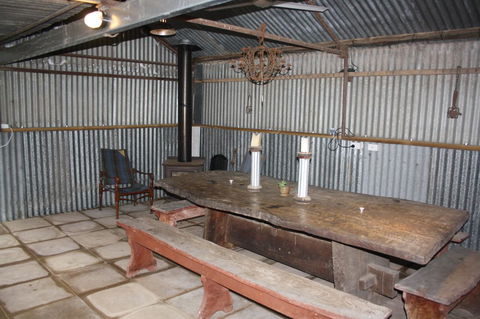 Rabbiters Hut - Grafton Accommodation 10