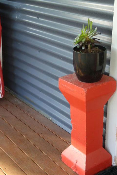 Rabbiters Hut - Grafton Accommodation 2