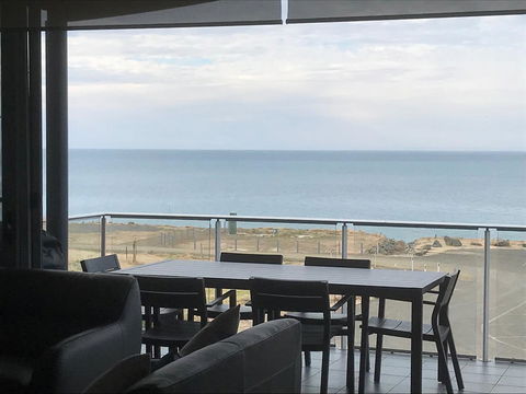 Penneshaw Oceanview Apartments - Grafton Accommodation 2