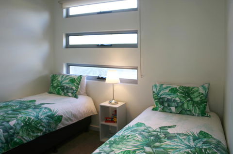 Penneshaw Oceanview Apartments - Grafton Accommodation 9
