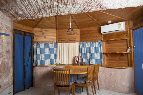 Ali\'s Underground Studio - Grafton Accommodation 6