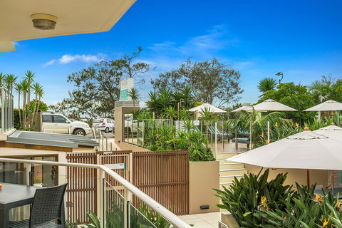 Bayview Beachfront Apartments, In Town Right On The Beach - Grafton Accommodation 13